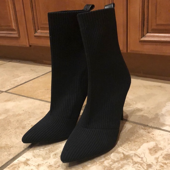 Steve Madden Darra Pointe Bootie - Picture 4 of 4